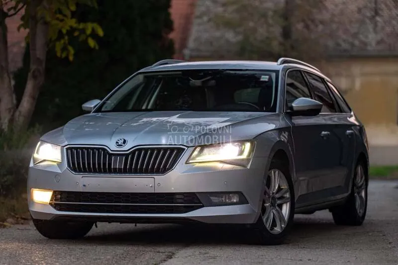 Skoda Superb 2016 photo 5