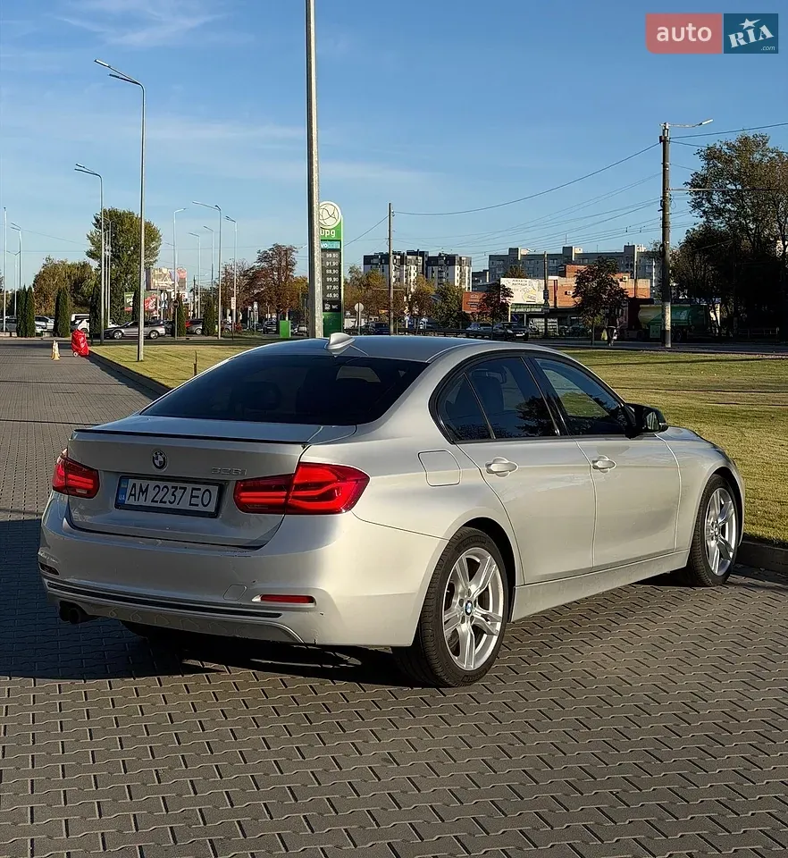 BMW 3 Series 2015 photo 4