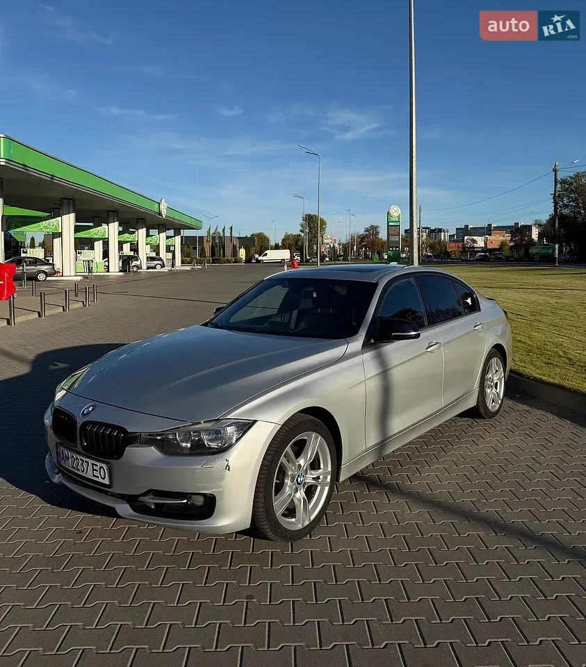 BMW 3 Series 2015 photo 2
