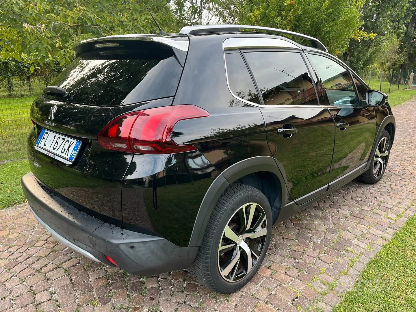 Peugeot 2008 2017 photo 4