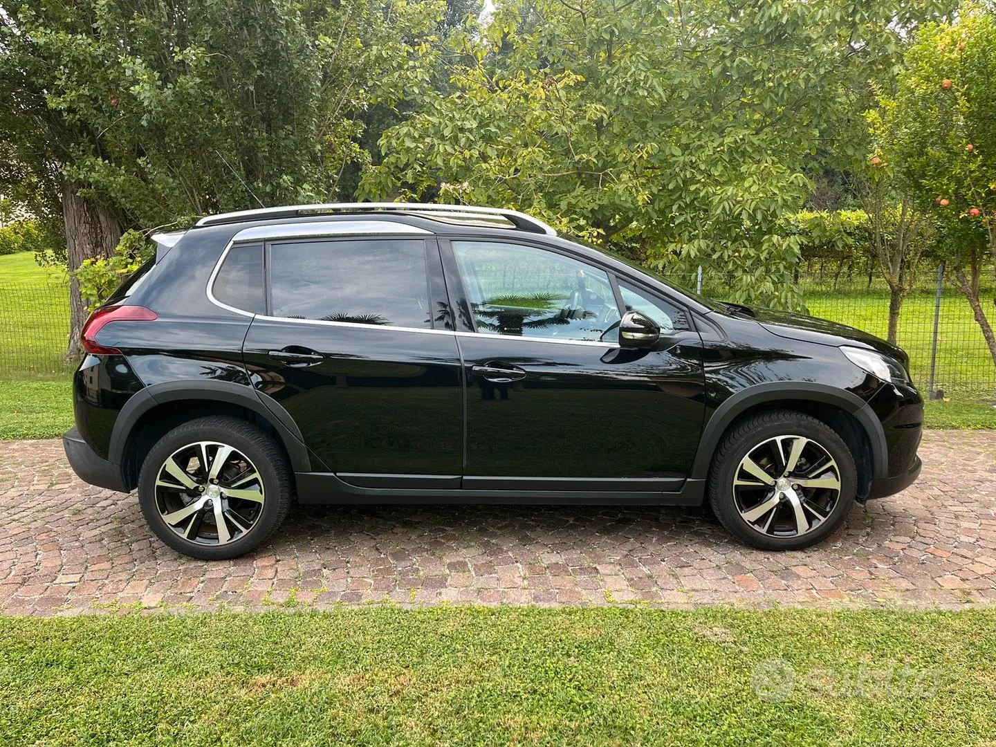 Peugeot 2008 2017 photo 3