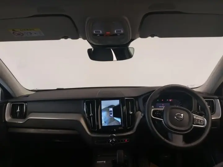 Volvo Xc60 2023 photo 3
