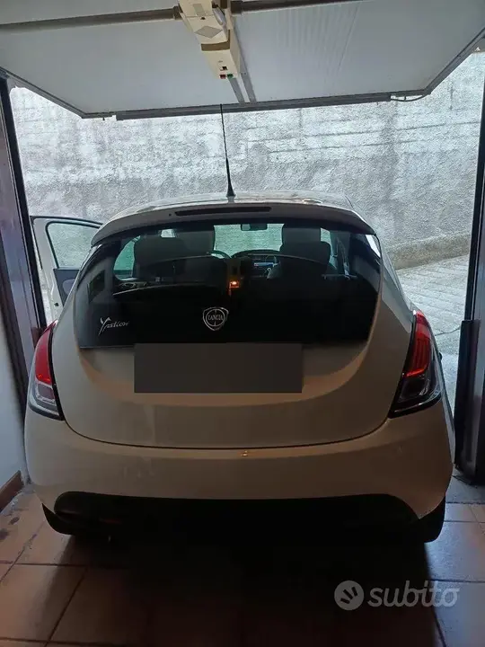 Lancia Ypsilon 2015 photo 4