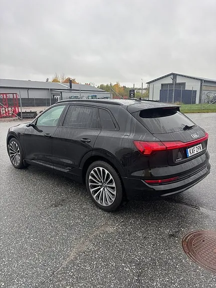Audi E-Tron 2020 photo 3