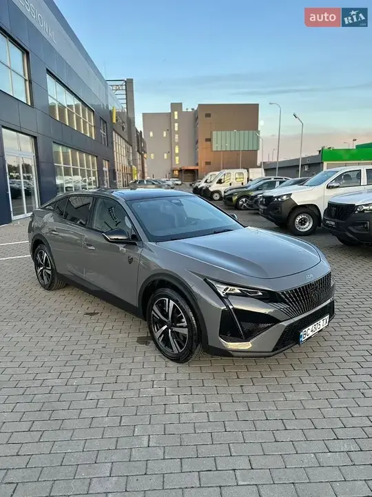 Peugeot 408 2025 photo 5