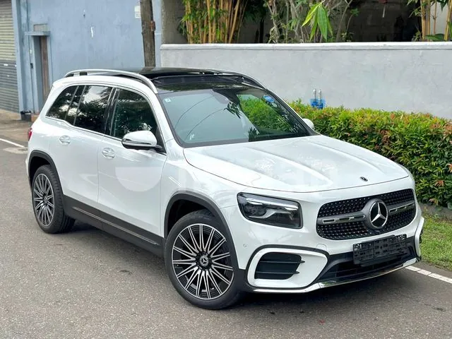 Mercedes-Benz Glb