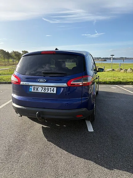 Ford S-Max 2014 photo 2