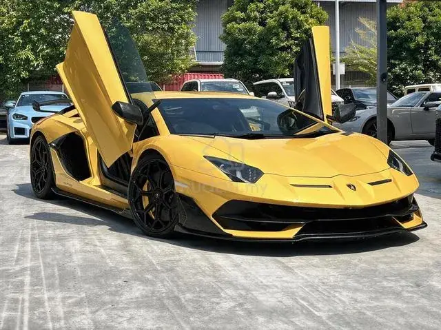 Lamborghini Aventador