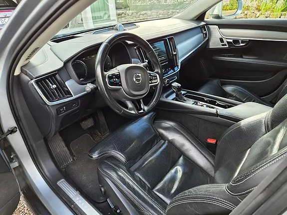 Volvo V90 Cross Country 2018 photo 3