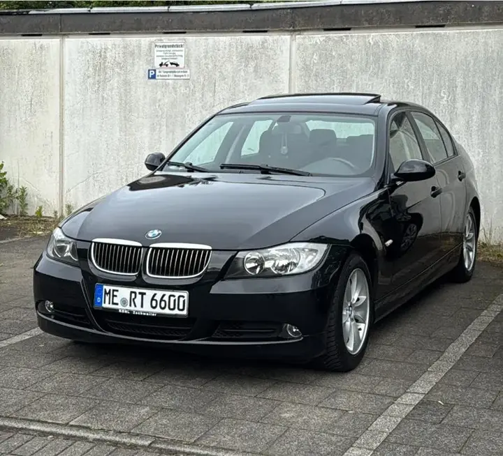 BMW 320I