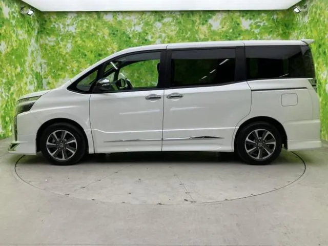 Toyota Volkswagen 2018 photo 2