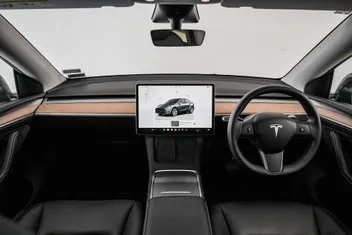 Tesla Model Y 2022 photo 4