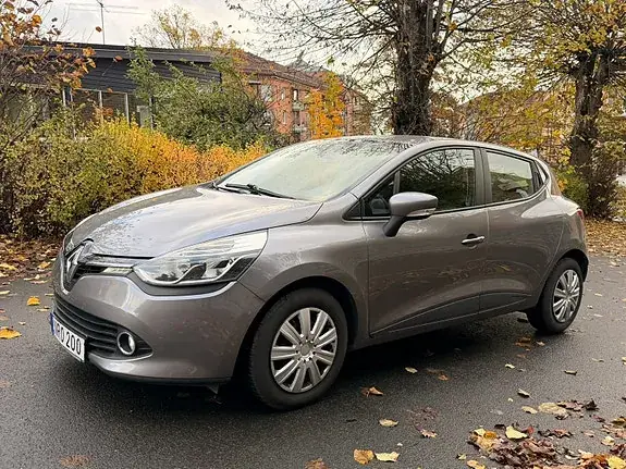 Renault Clio 2015 photo 2