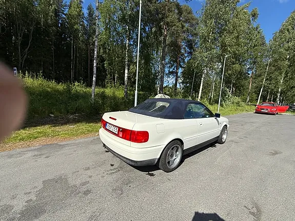 Audi Cabriolet 1997 photo 5