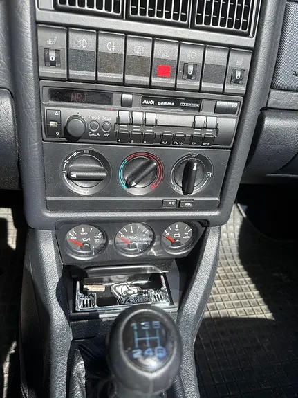 Audi Cabriolet 1997 photo 3