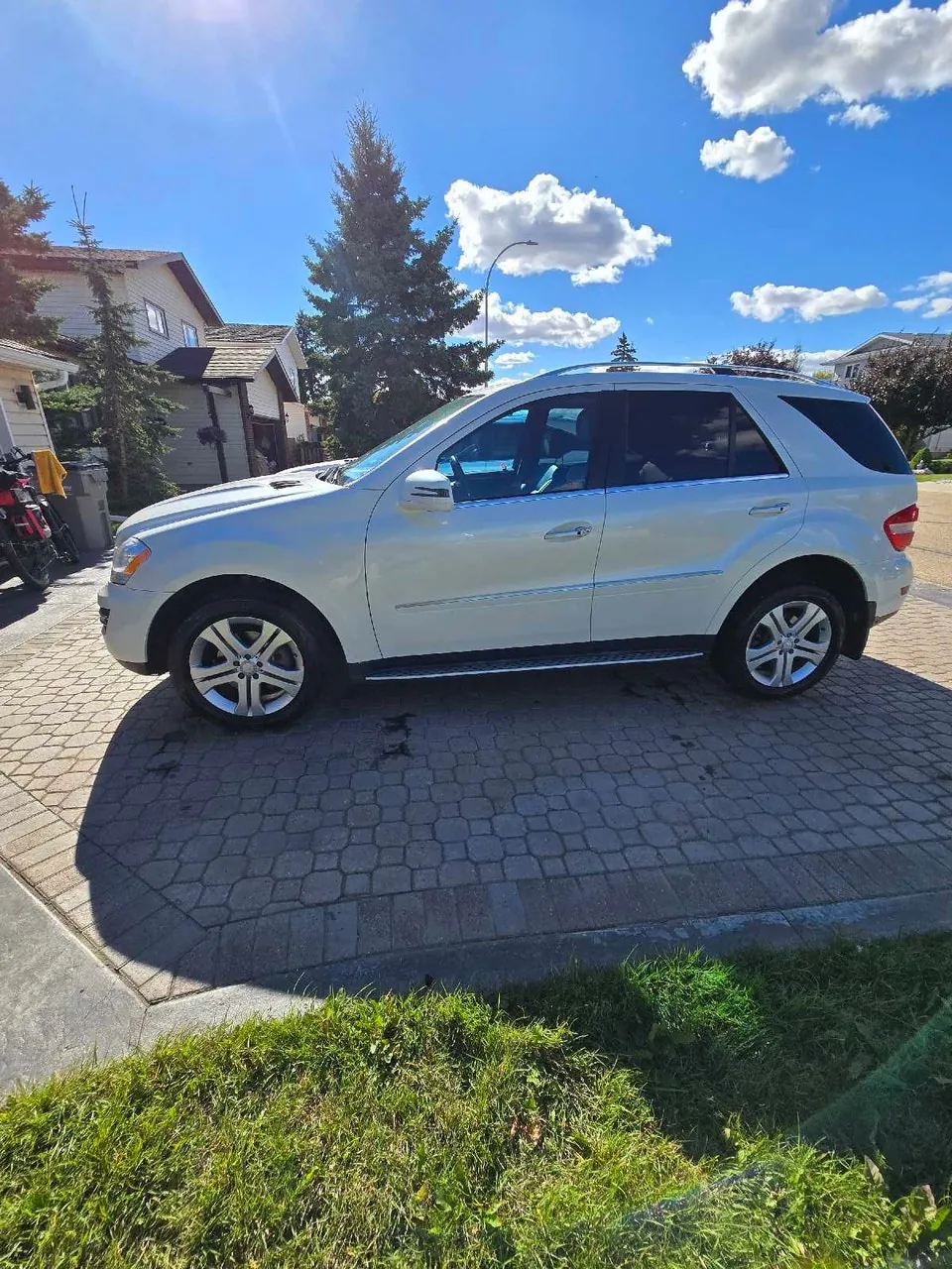 Mercedes-Benz Ml350 2011 photo 2