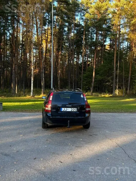 Volvo V50 2006 photo 2