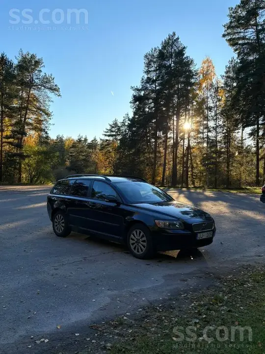 Volvo V50