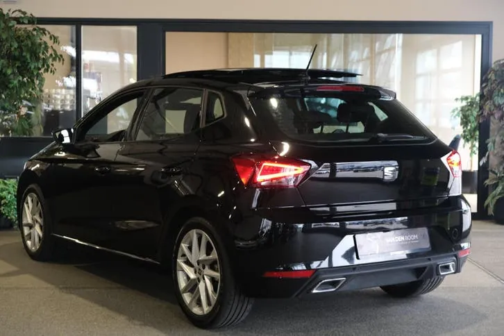 Seat Ibiza 2022 photo 2