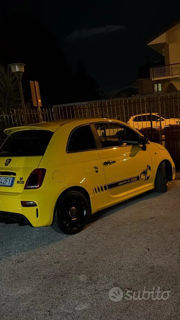 Abarth 500 2018 photo 3