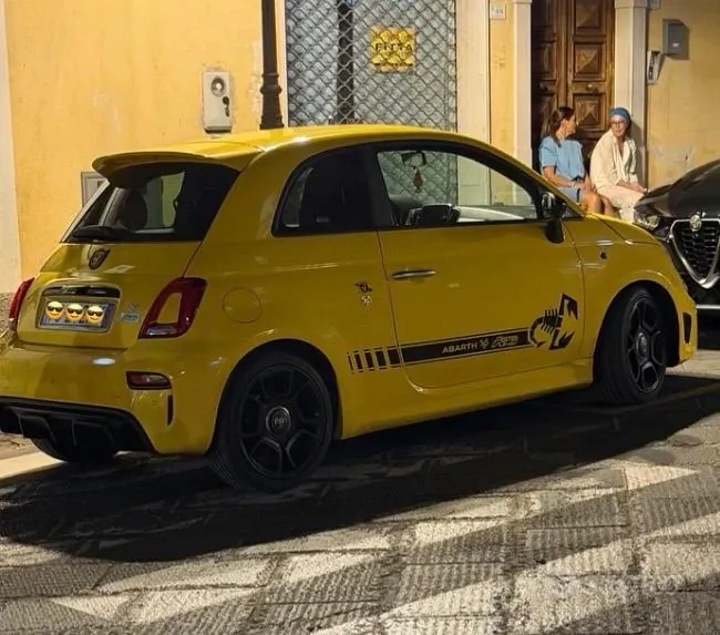 Abarth 500 2018 photo 2