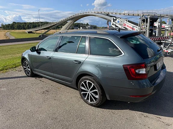 Skoda Octavia 2020 photo 4