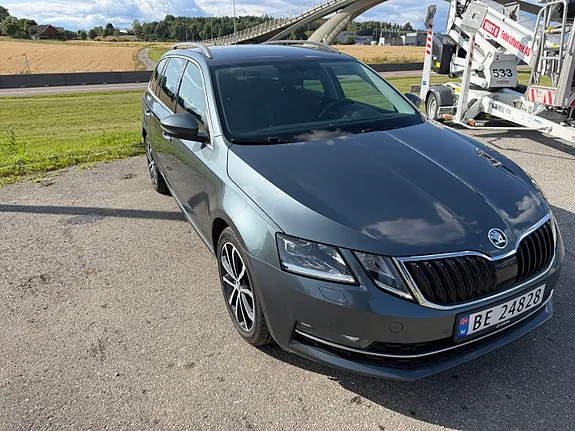Skoda Octavia 2020 photo 2