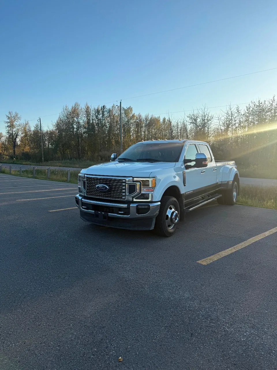 Ford F350 2022 photo 3