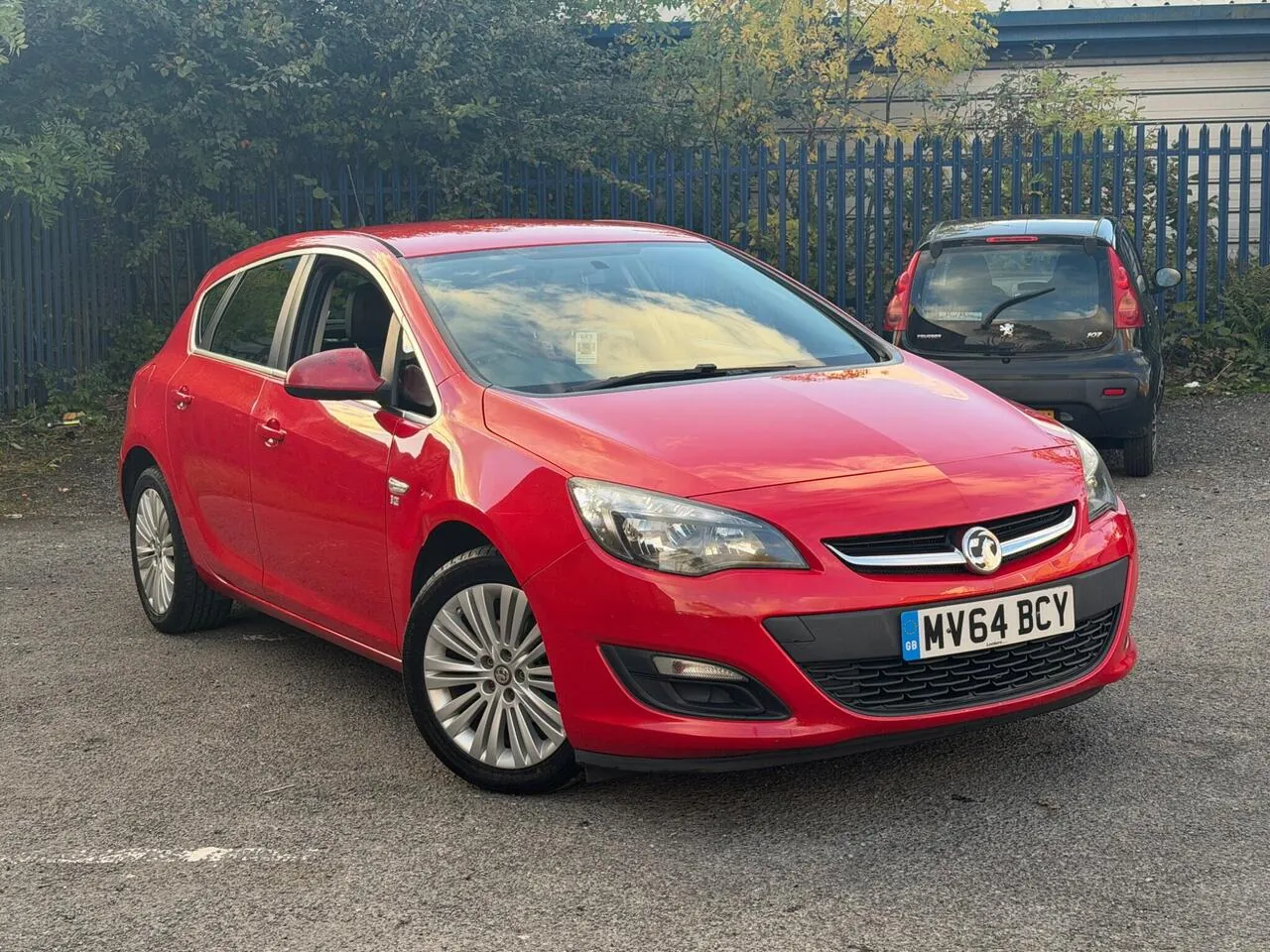 Vauxhall Astra 2014 photo 4