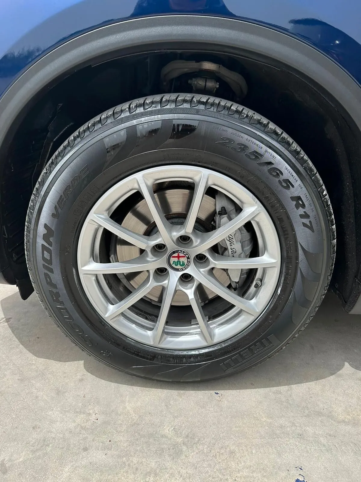 Alfa Romeo Stelvio 2018 photo 2