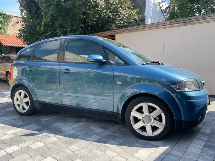 Audi A2