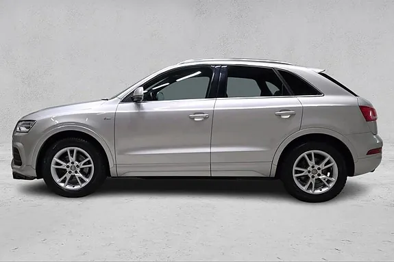 Audi Q3 2016 photo 2
