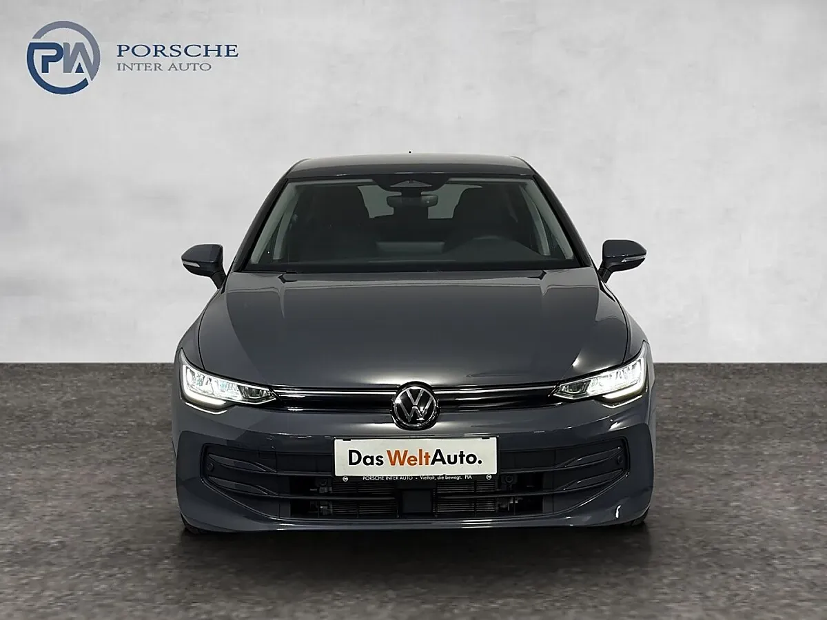 Volkswagen Golf 2026 photo 2