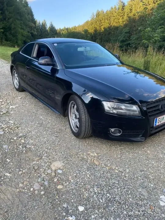 Audi A5 2009 photo 2