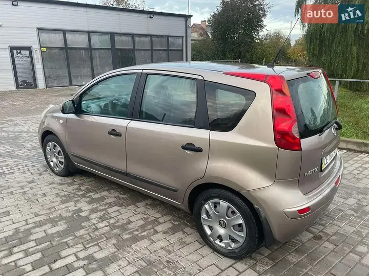 Nissan Note 2008 photo 4