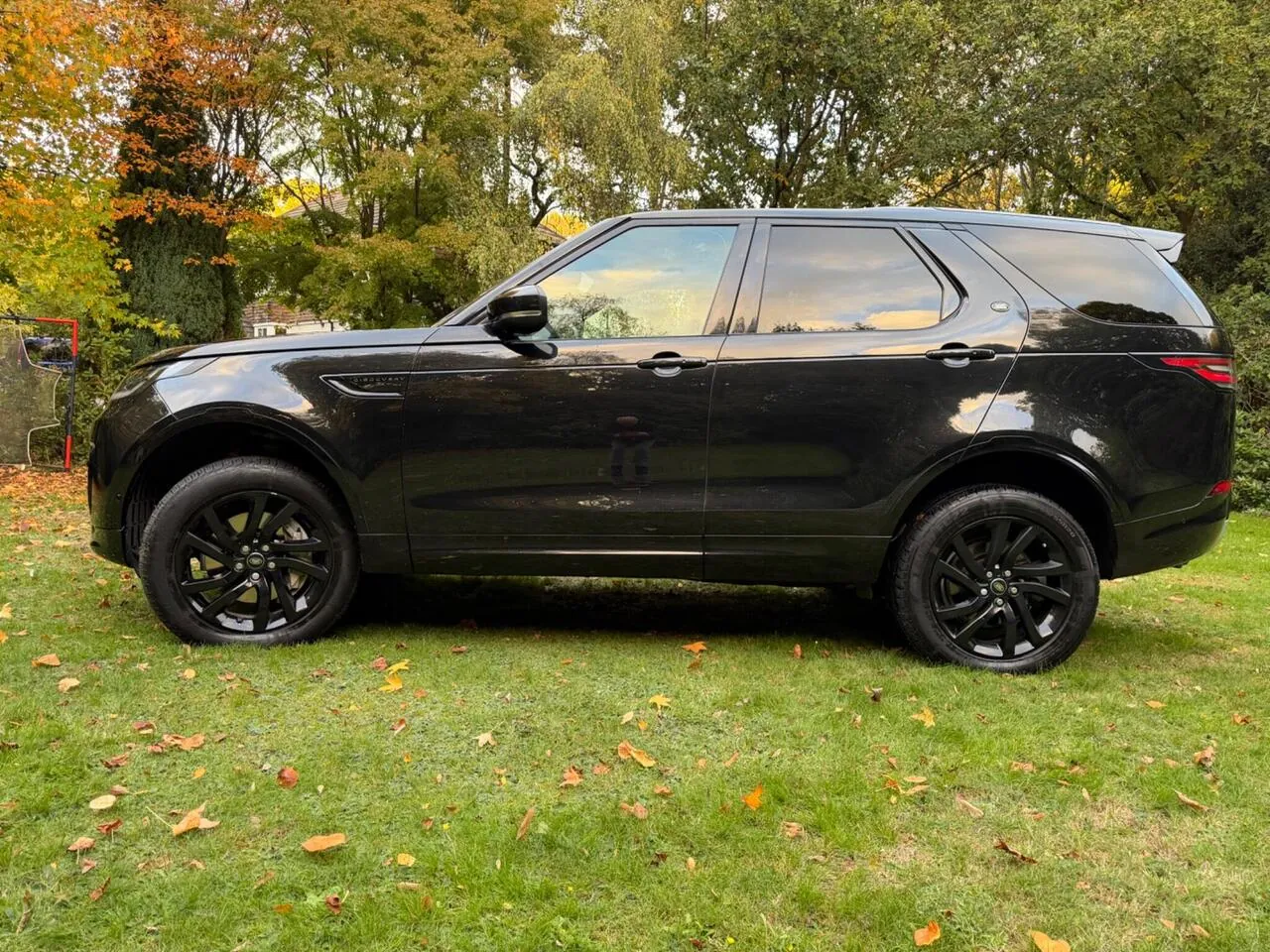 Land Rover Discovery 2019 photo 3