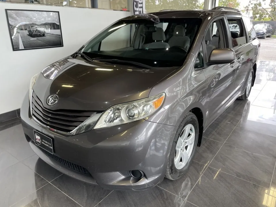 Toyota Sienna