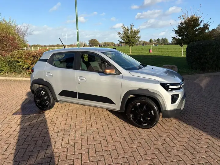 Dacia Spring 2024 photo 4