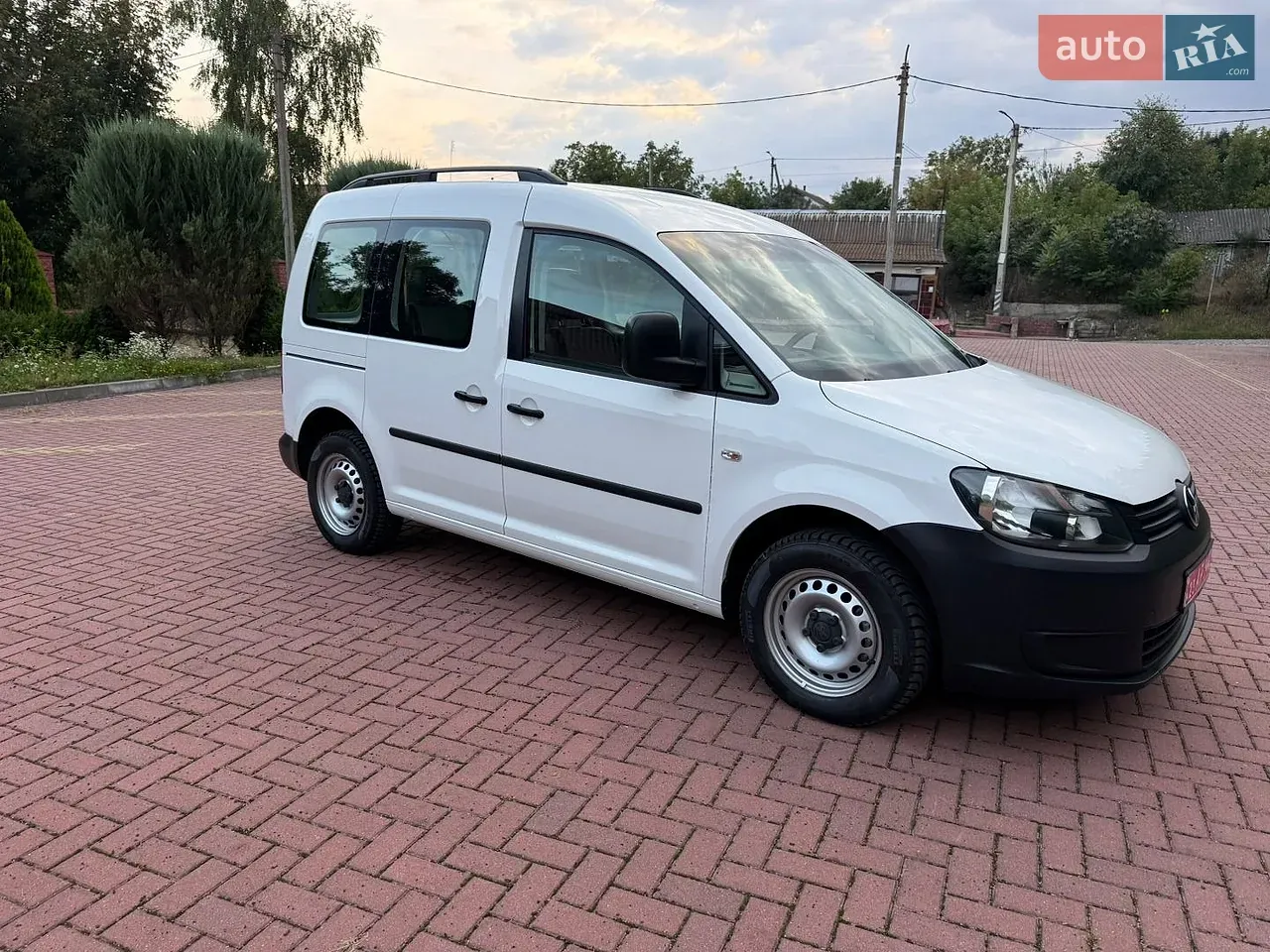 Volkswagen Caddy 2011 photo 4