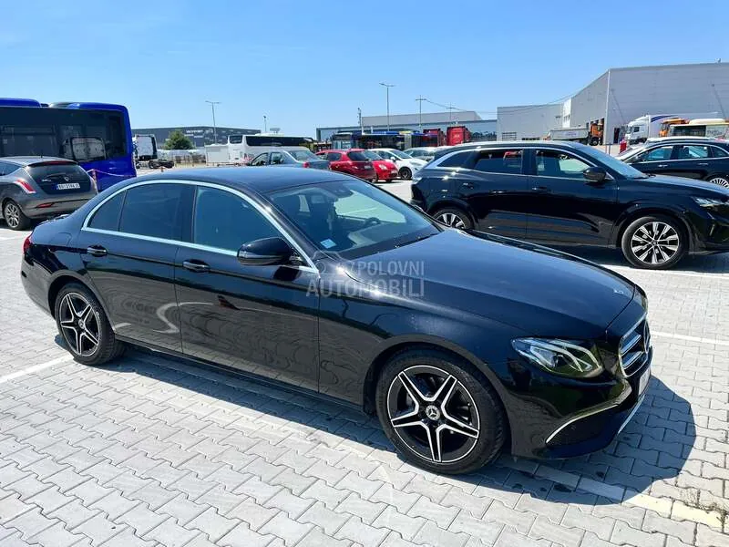 Mercedes-Benz E 220 2020 photo 4