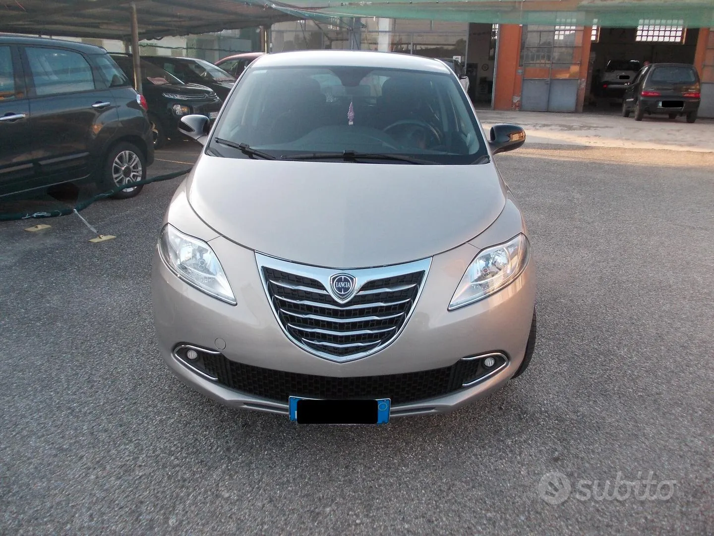 Lancia Ypsilon
