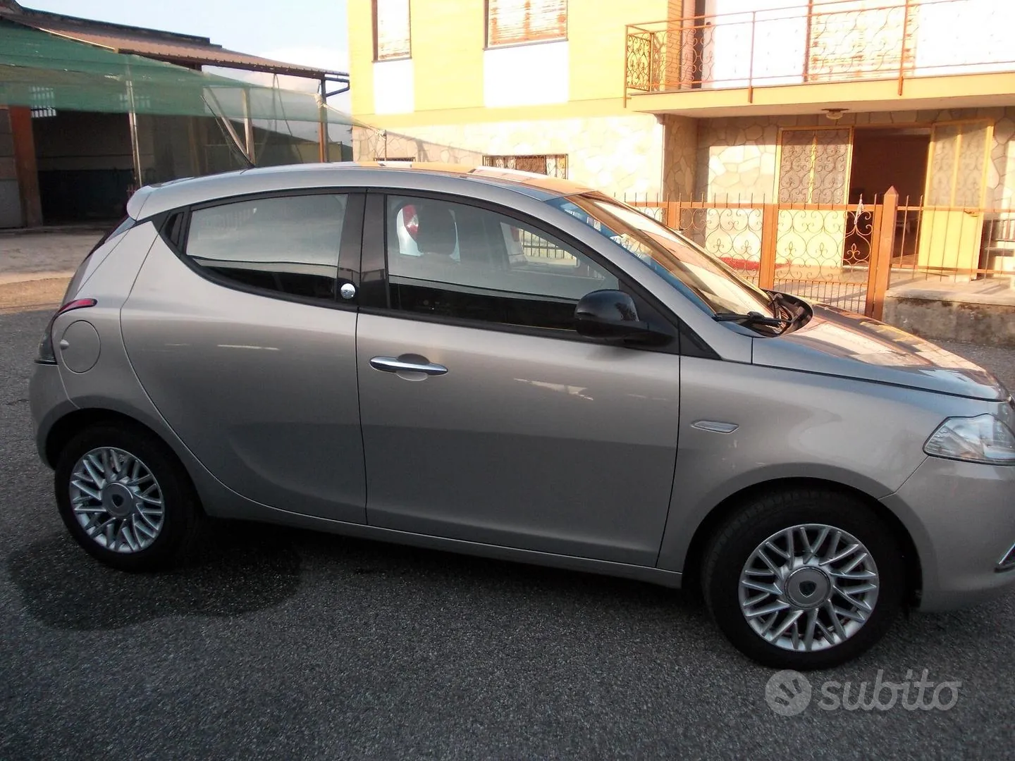 Lancia Ypsilon 2014 photo 4
