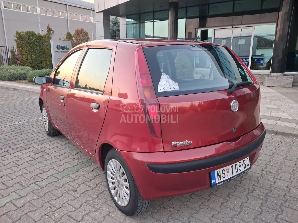 Fiat Punto 2009 photo 5