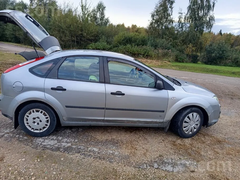 Ford Focus 2005 photo 3