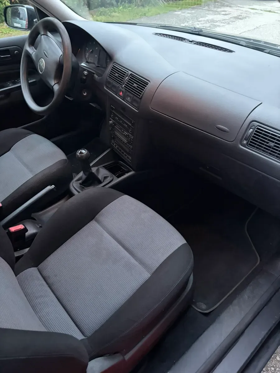 Volkswagen Golf 2004 photo 3