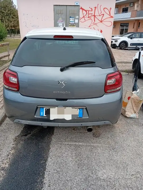 Citroen Ds3 2011 photo 2
