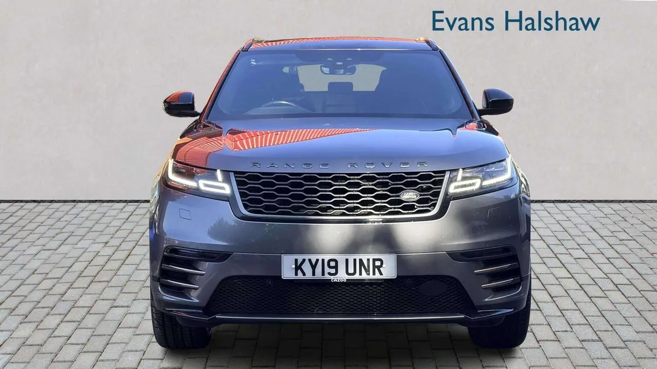 Land Rover Range Rover Velar 2019 photo 3
