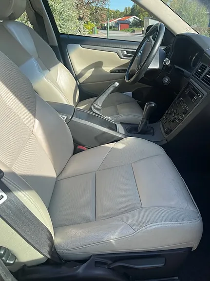 Volvo V70 2008 photo 2