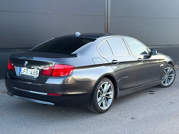 BMW 520D 2011 photo 2