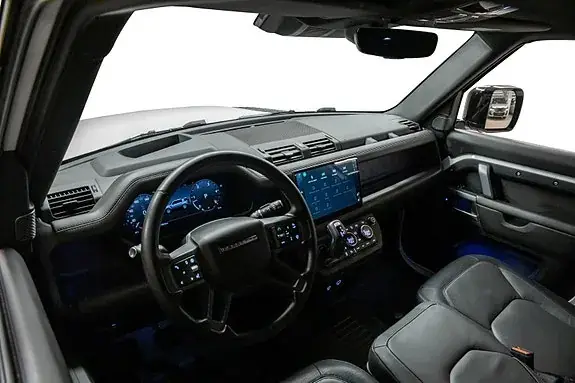 Land Rover Defender 110 2025 photo 4